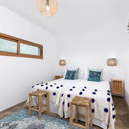 In Take A Swim In Our 15m Long Pool فيلة لاجاريس