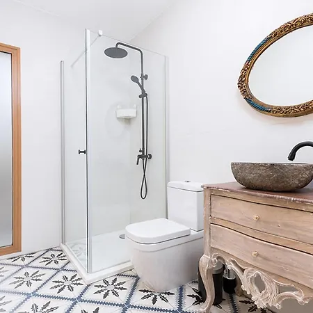 In Take A Swim In Our 15m Long Pool * לאחארס