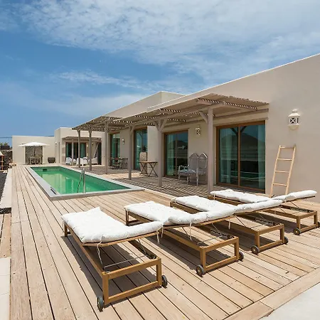 Willa In Take A Swim In Our 15m Long Pool Lajares